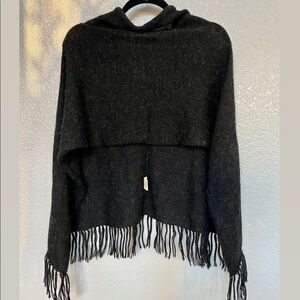 Alpaca Women's Dark Gray Fringed Shawl Wrap Shrug Poncho Made In Peru